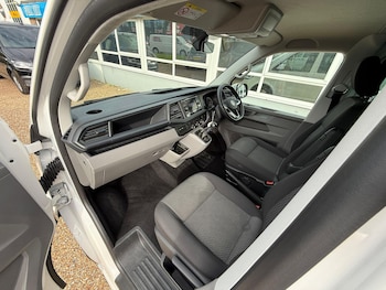 Used Volkswagen Transporter 2024 for sale - 76060704: Photo