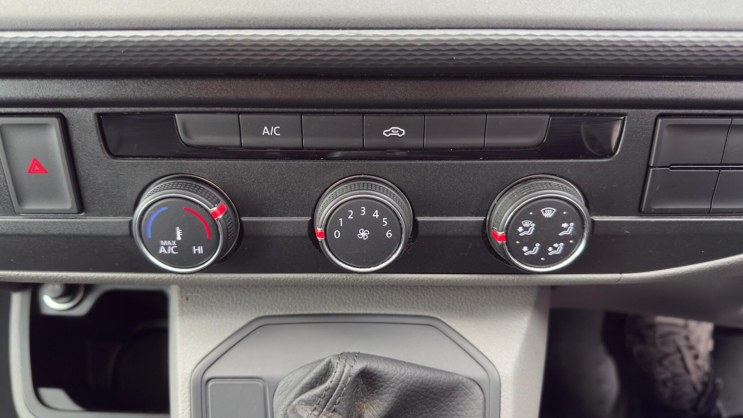 Used Volkswagen Transporter 2024 for sale - 76666965: Photo 16