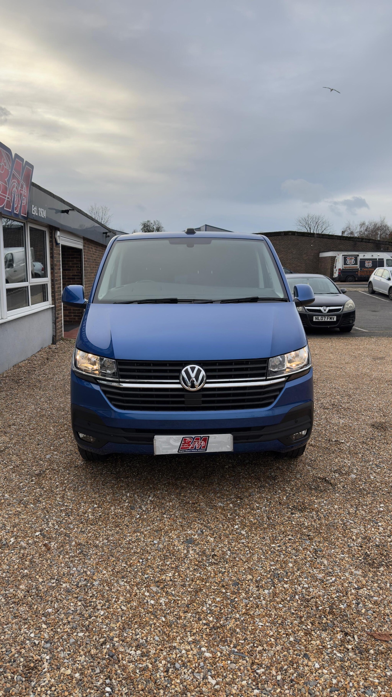 Used Volkswagen Transporter 2024 for sale - 76666965: Photo 2