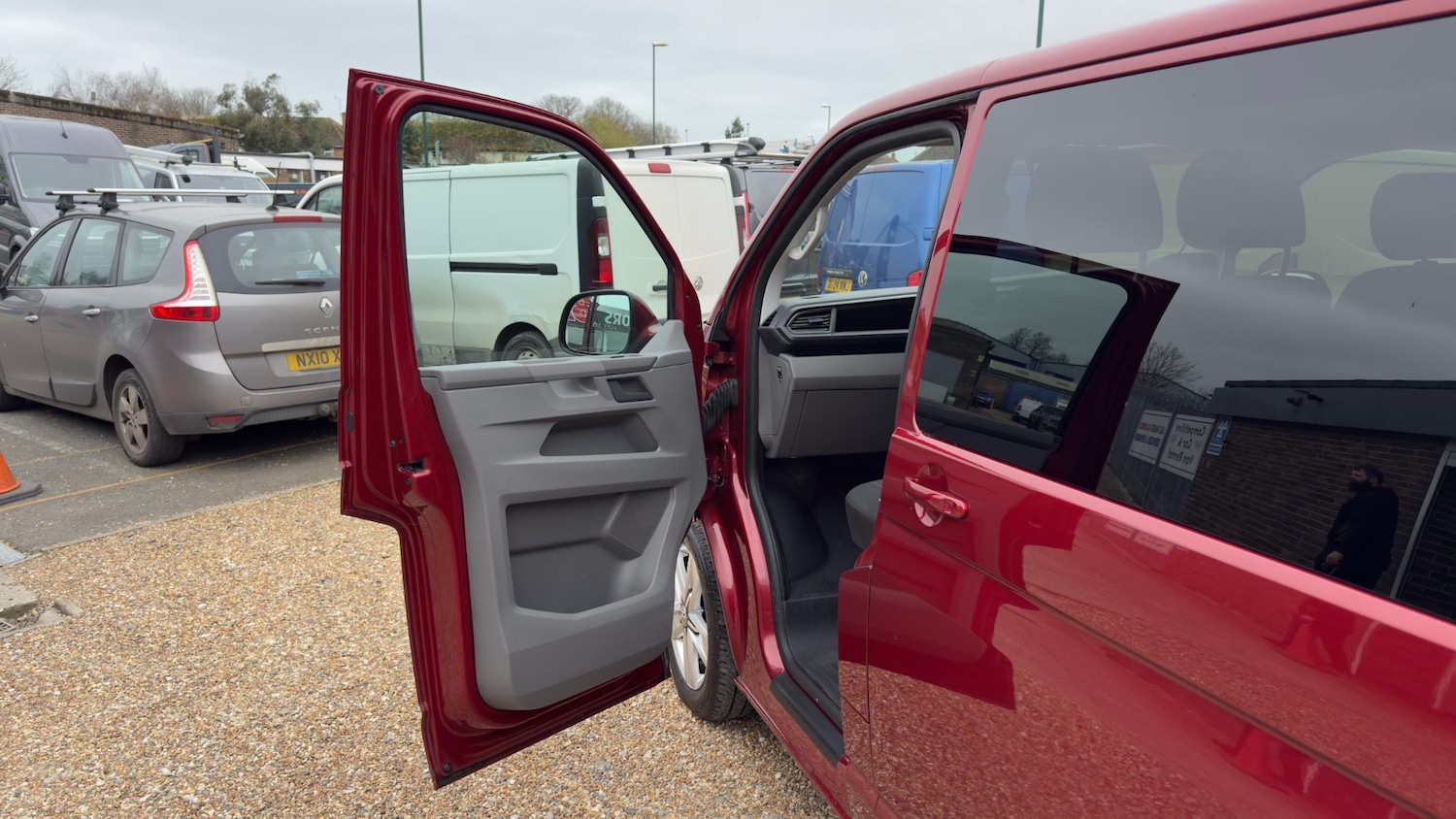 Used Volkswagen Transporter 2024 for sale - 77998440: Photo 18