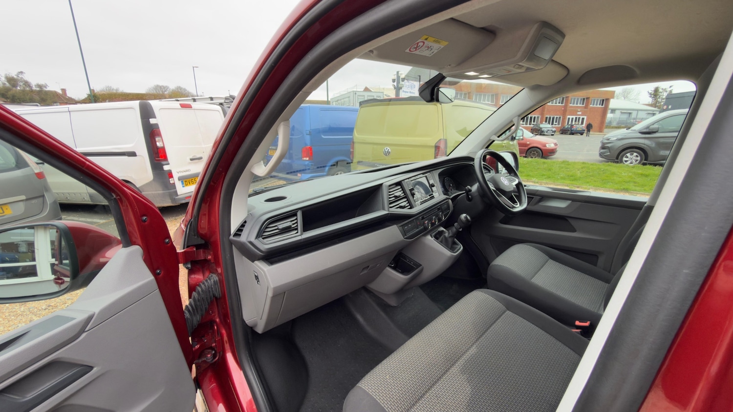 Used Volkswagen Transporter 2024 for sale - 77998440: Photo 21