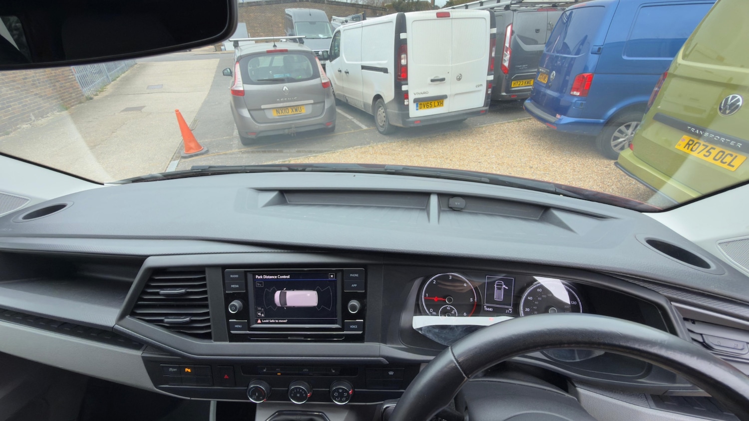 Used Volkswagen Transporter 2024 for sale - 77998440: Photo 31