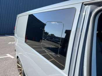 Used Volkswagen Transporter 2024 for sale - 73202044: Photo