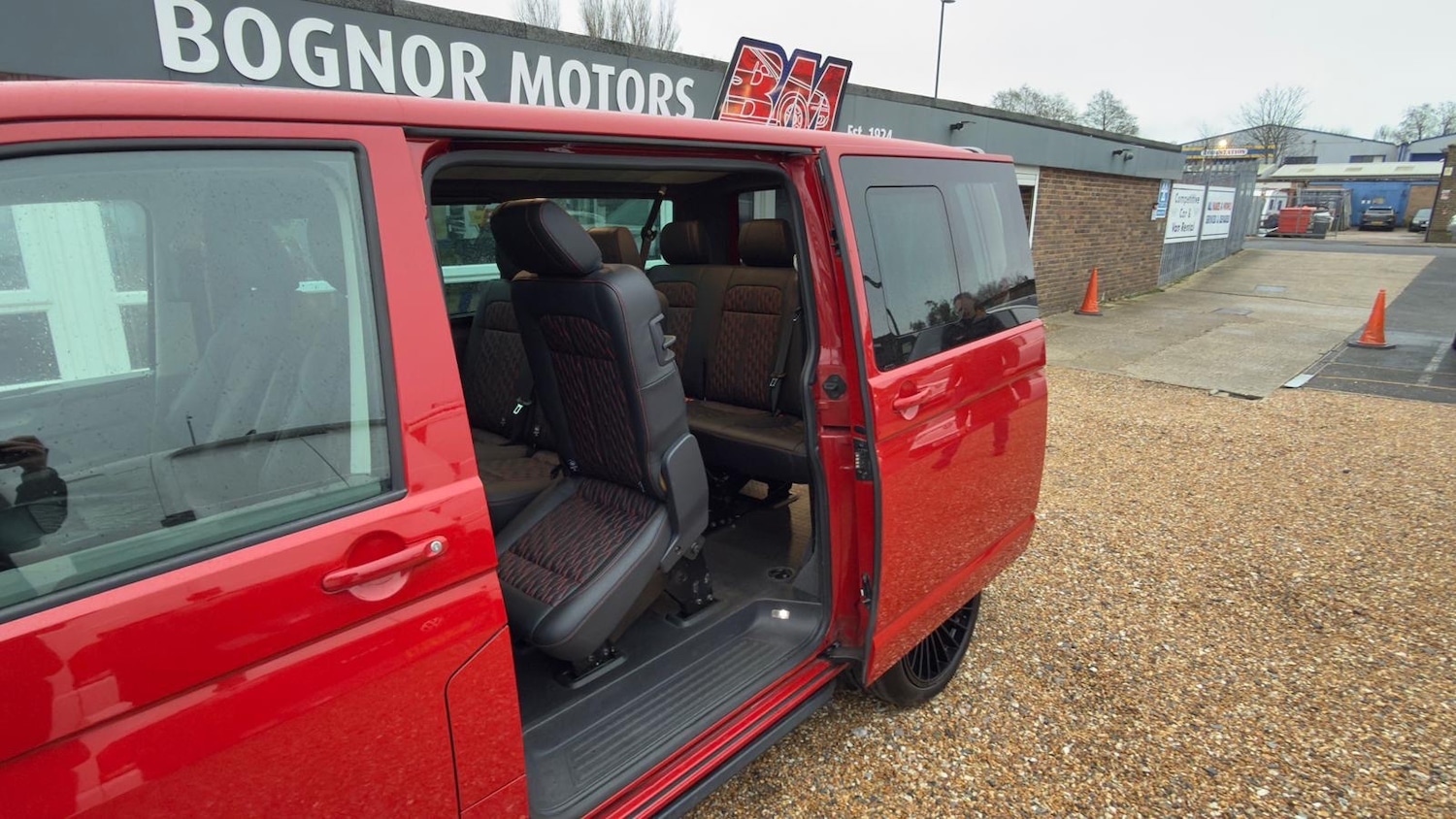 Used Volkswagen Transporter 2022 for sale - 77201044: Photo 20