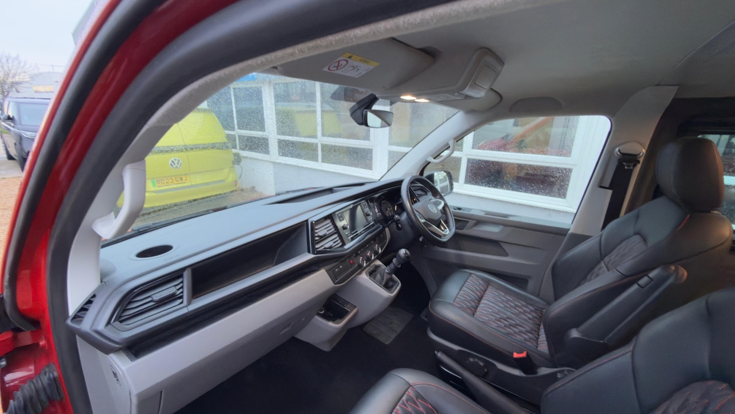 Used Volkswagen Transporter 2022 for sale - 77201044: Photo 28