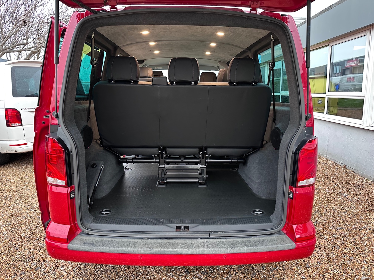 Used Volkswagen Transporter 2022 for sale - 77201044: Photo 40