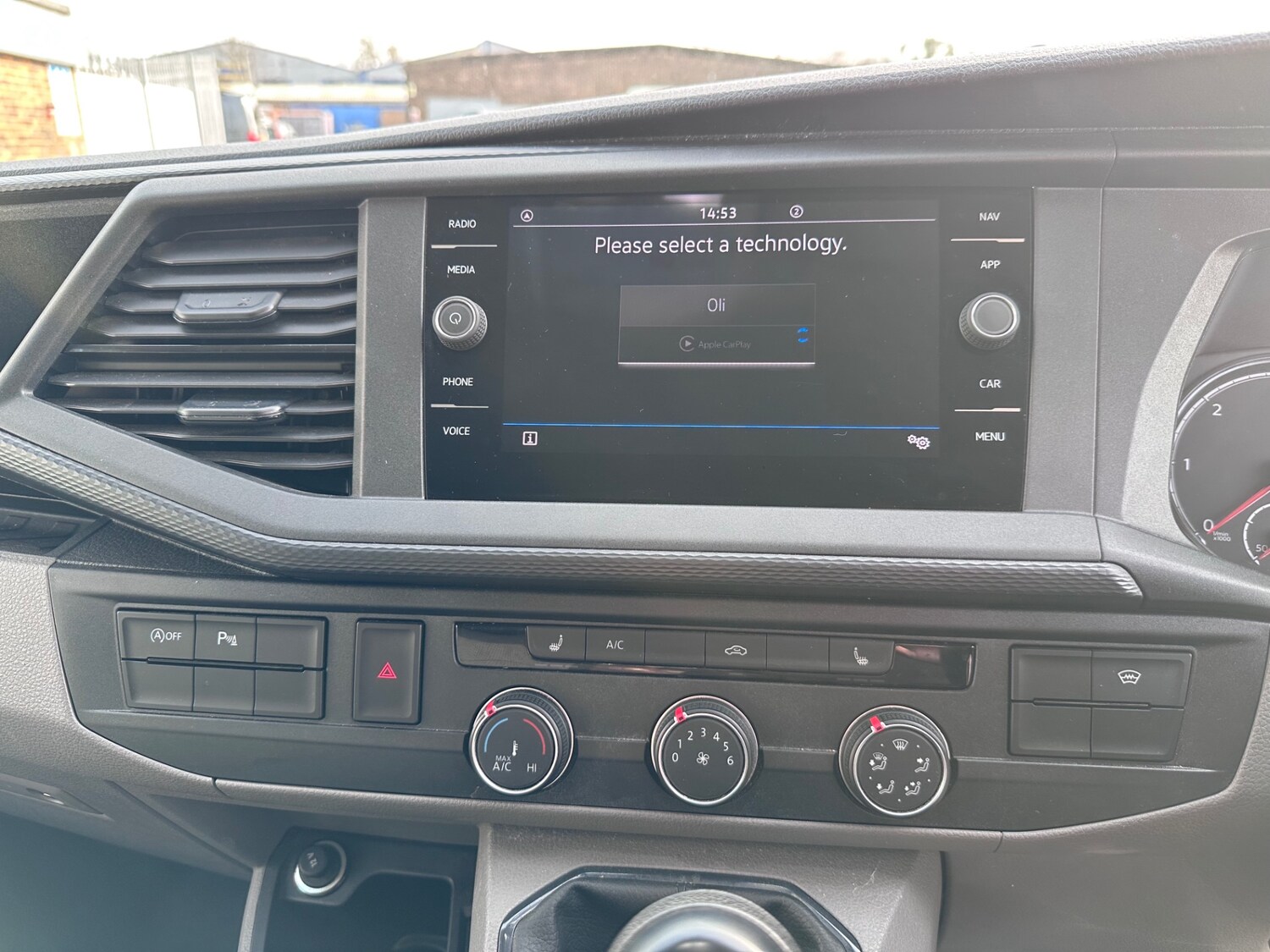 Used Volkswagen Transporter 2024 for sale - 76926743: Photo 24