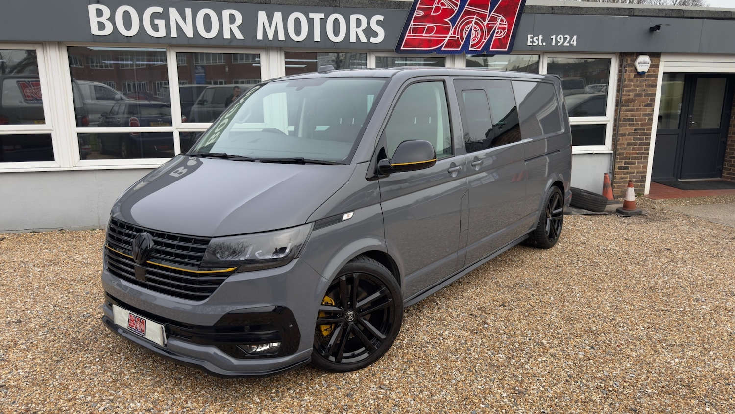 Used Volkswagen Transporter 2024 for sale - 77583882: Photo 1