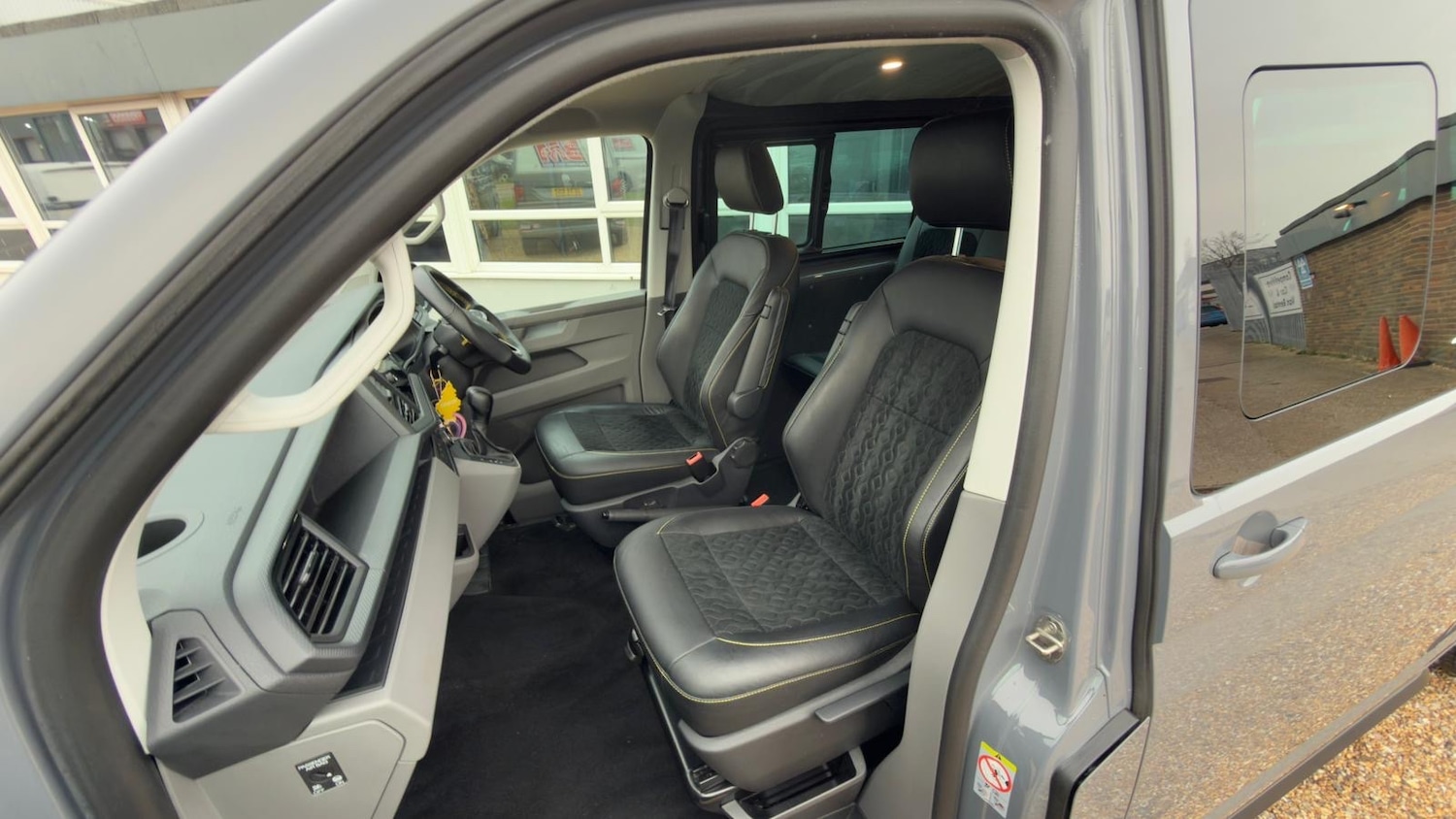 Used Volkswagen Transporter 2024 for sale - 77583882: Photo 33