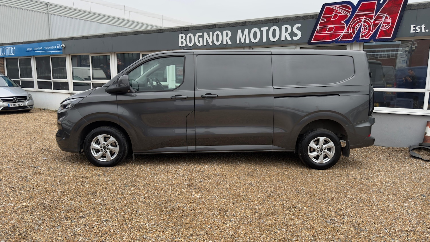 Used Ford Transit Custom 2024 for sale - 77790384: Photo 2