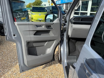 Used Volkswagen Transporter 2024 for sale - 76059842: Photo