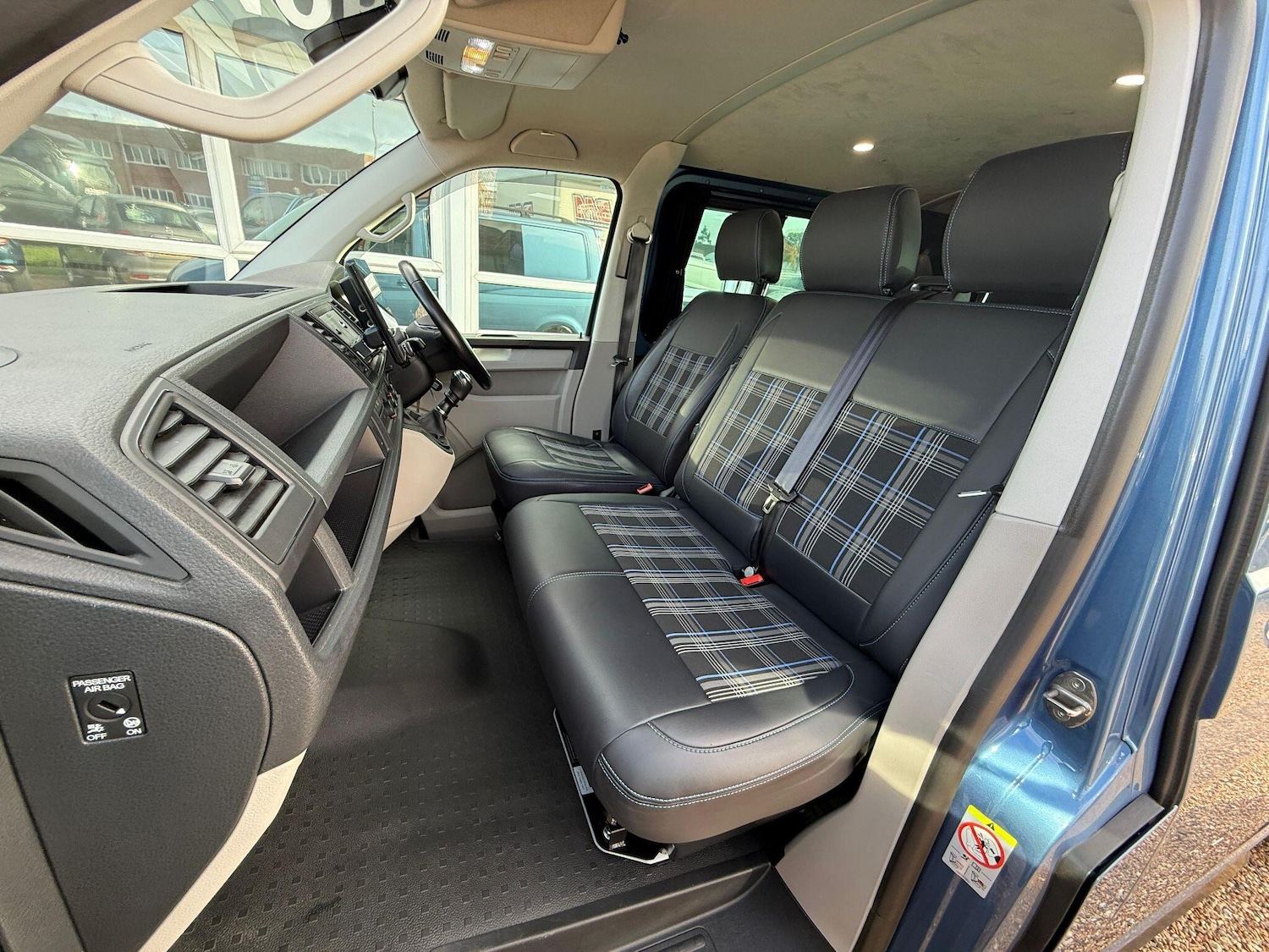 Used Volkswagen Transporter 2017 for sale - 76337791: Photo 4