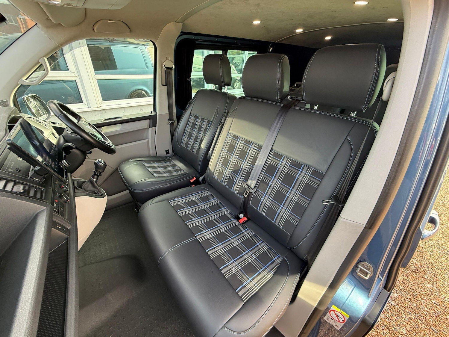 Used Volkswagen Transporter 2017 for sale - 76337791: Photo 6