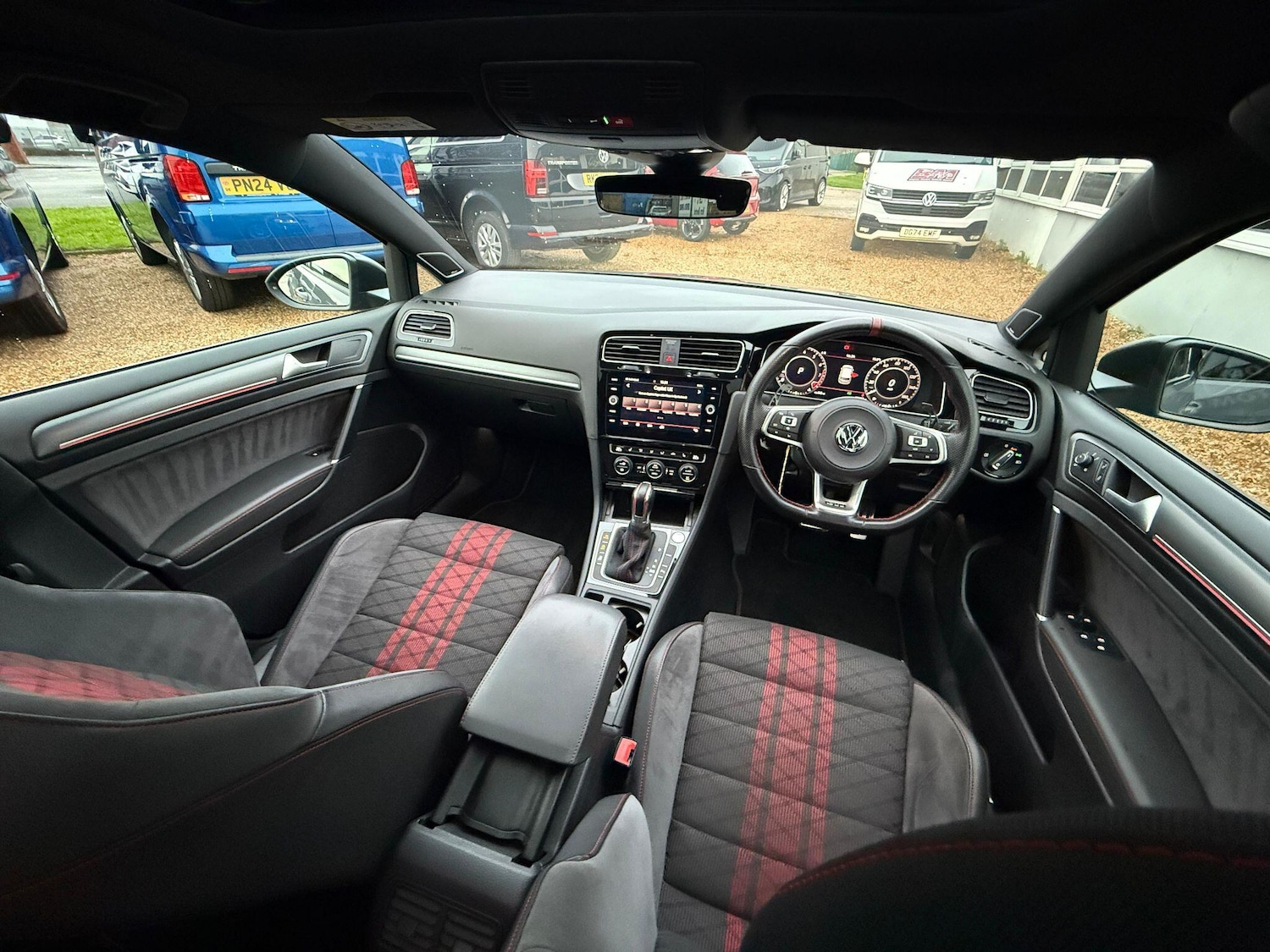 Used Volkswagen Golf 2020 for sale - 76772219: Photo 15