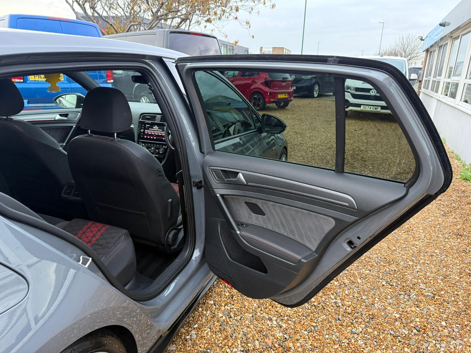 Used Volkswagen Golf 2020 for sale - 76772219: Photo 18