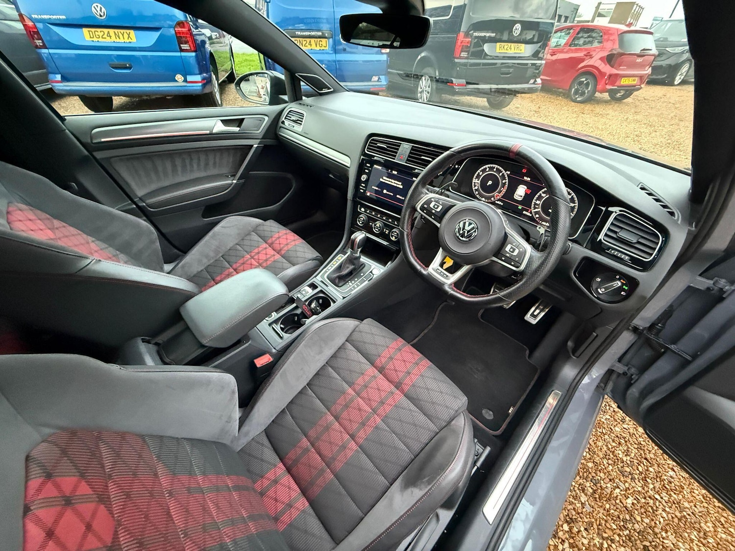 Used Volkswagen Golf 2020 for sale - 76772219: Photo 20