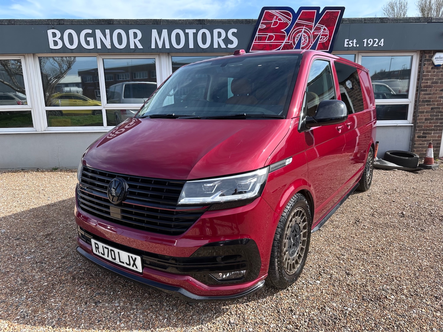 Used Volkswagen Transporter 2021 for sale - 77902607: Photo 2