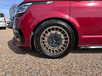 Used Volkswagen Transporter 2021 for sale - 77902607: Photo