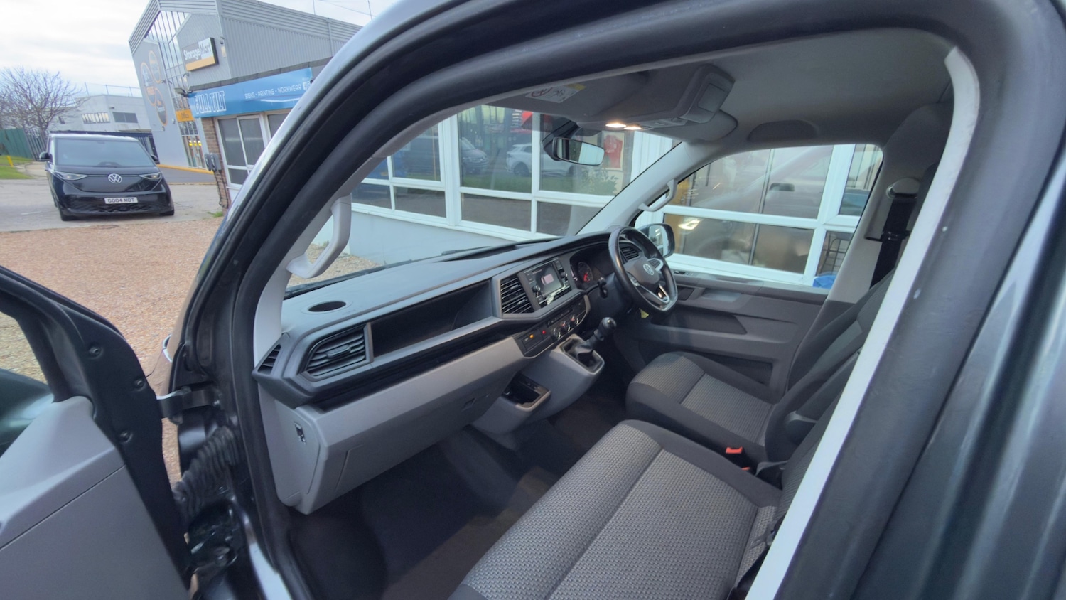 Used Volkswagen Transporter 2024 for sale - 77516033: Photo 11