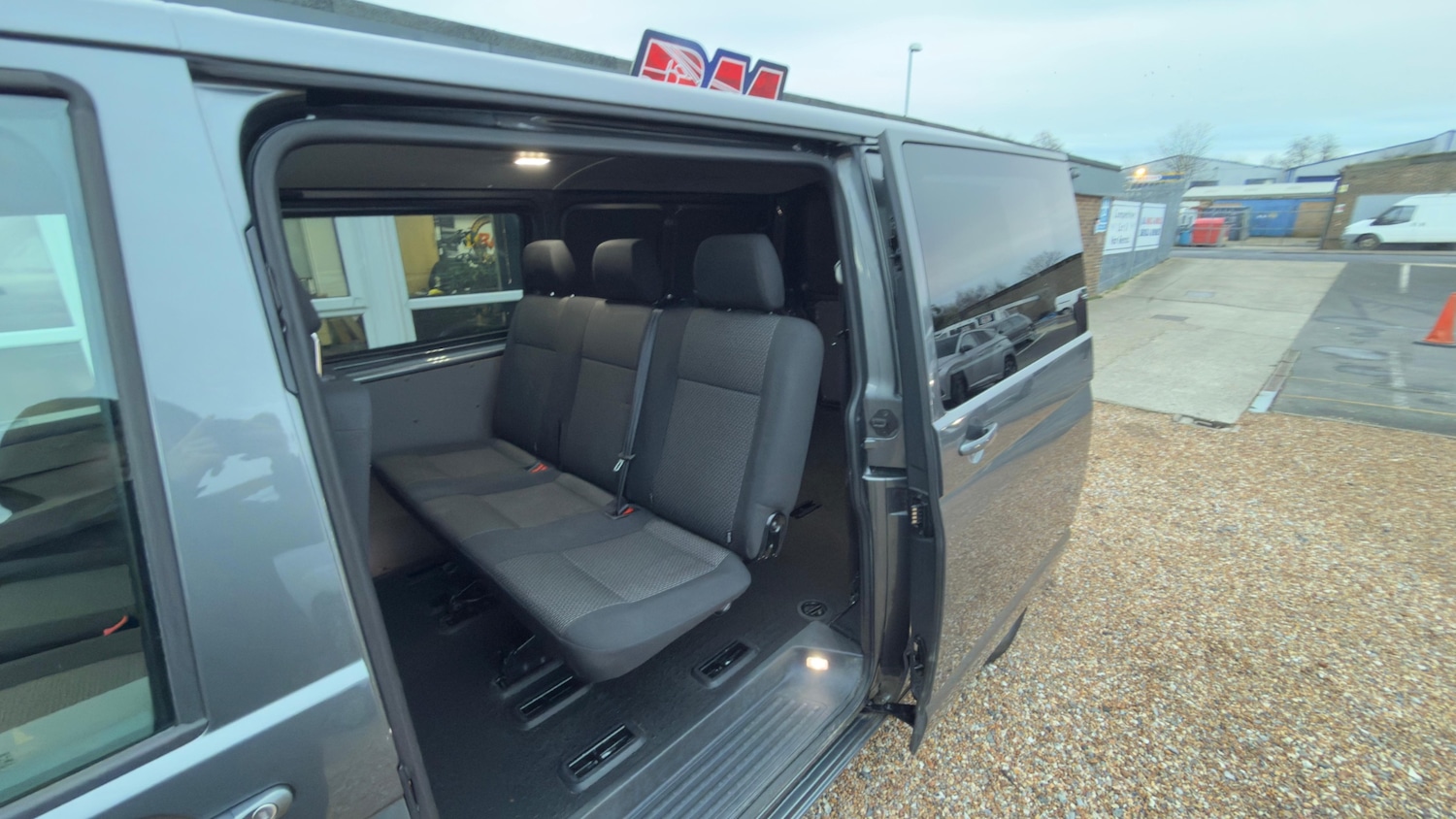 Used Volkswagen Transporter 2024 for sale - 77516033: Photo 19