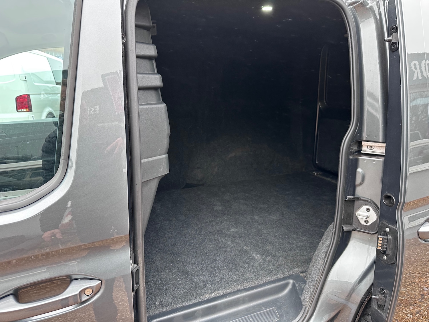 Used Volkswagen Caddy 2023 for sale - 77694432: Photo 35