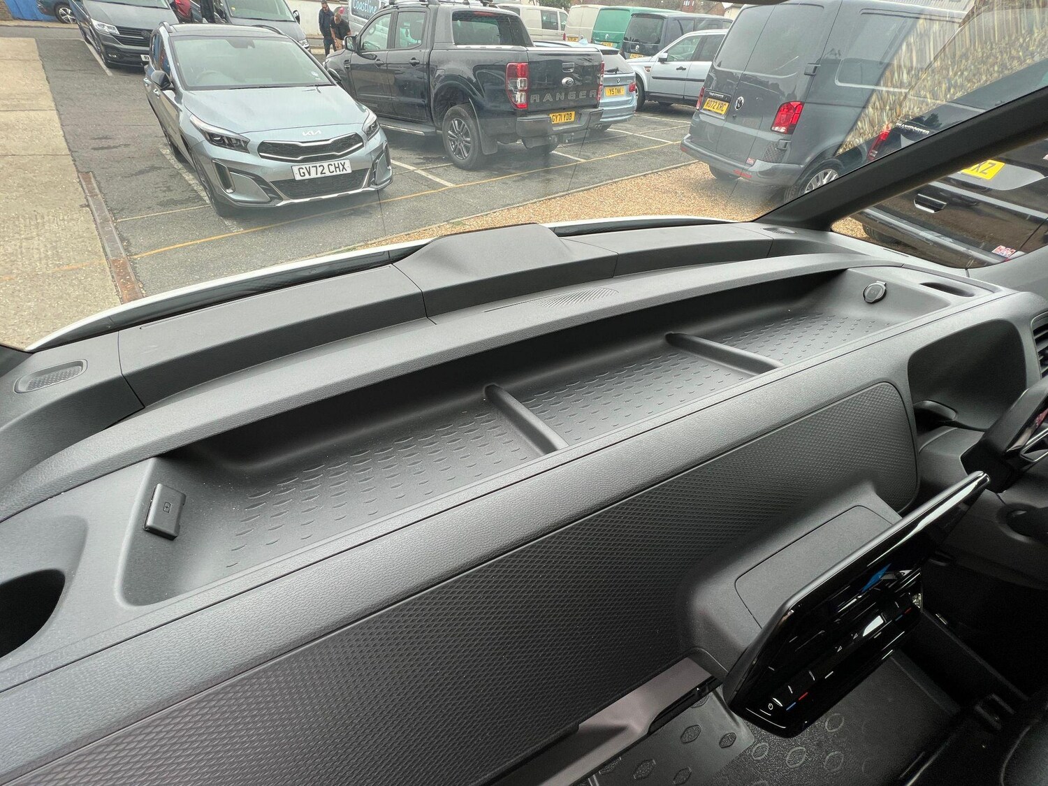 Used Volkswagen ID.Buzz 2023 for sale - 76727878: Photo 15