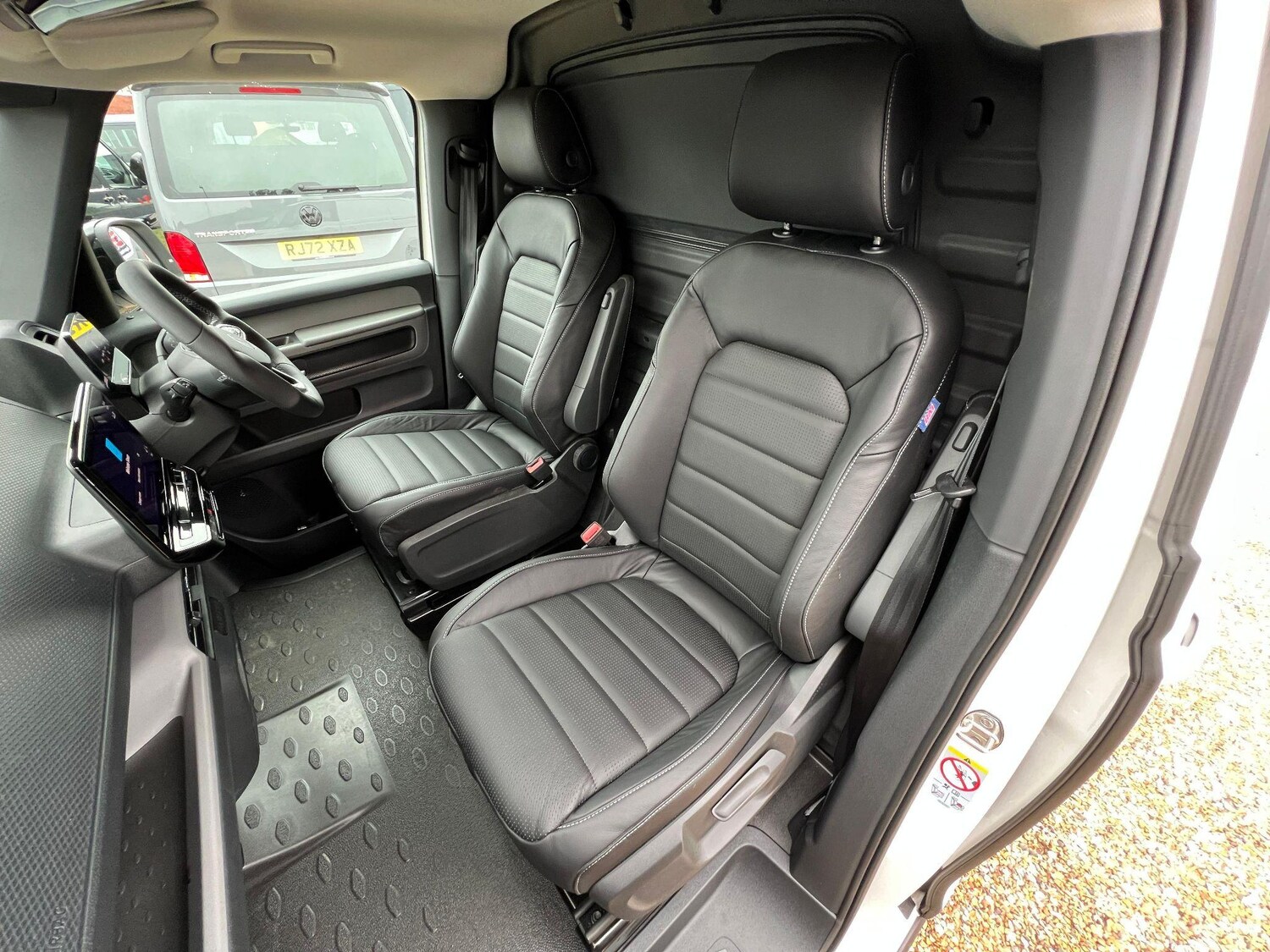 Used Volkswagen ID.Buzz 2023 for sale - 76727878: Photo 18