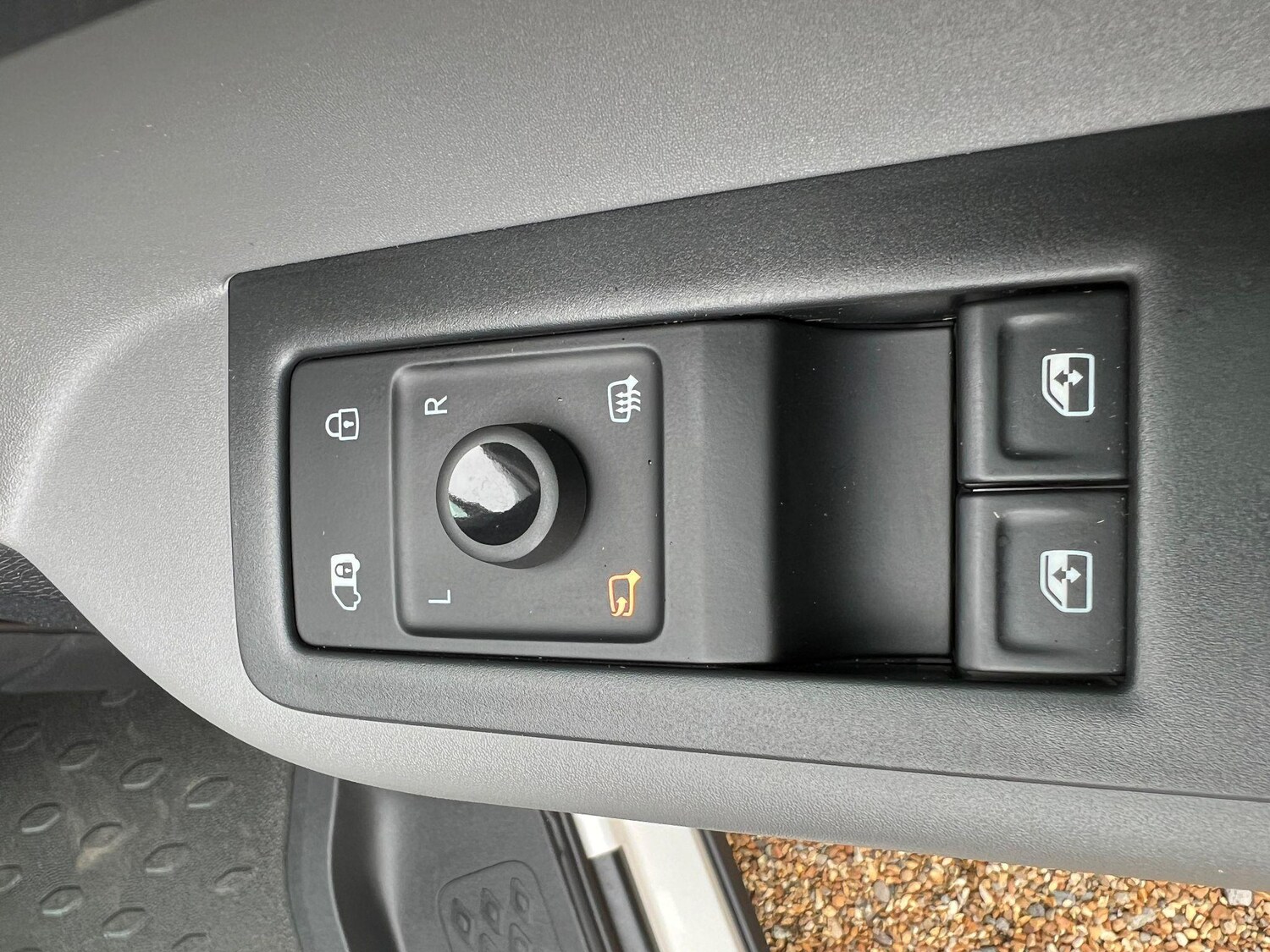 Used Volkswagen ID.Buzz 2023 for sale - 76727878: Photo 33