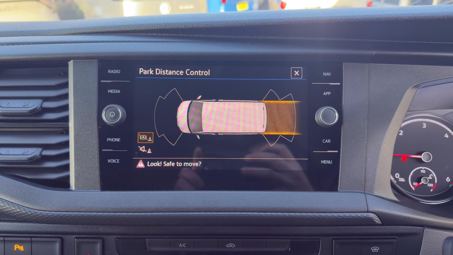 Used Volkswagen Transporter 2024 for sale - 76926289: Photo 15