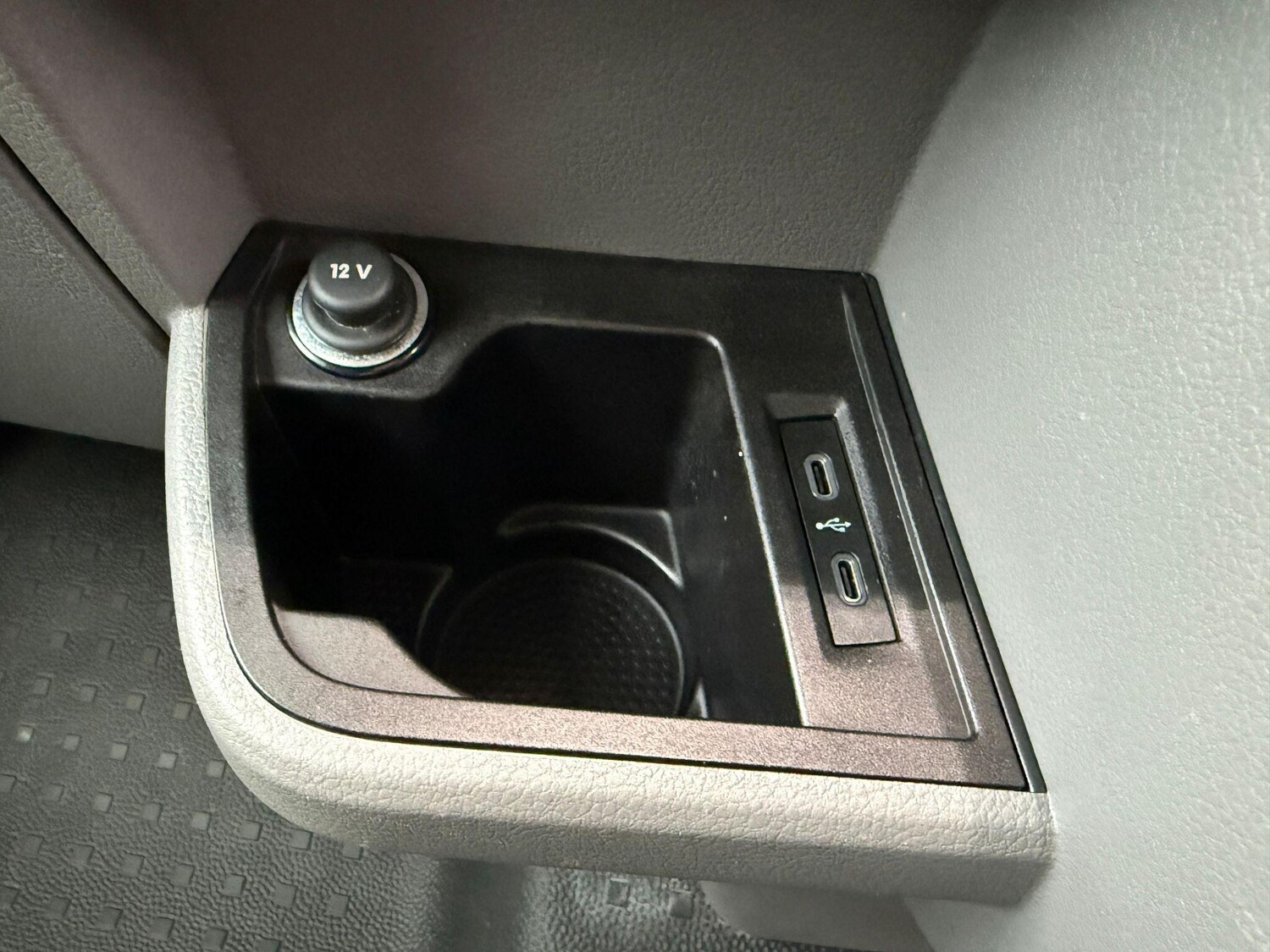 Used Volkswagen Transporter 2022 for sale - 76398479: Photo 10