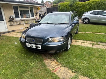 Used Volvo V70 2003 for sale - 78593662: Photo
