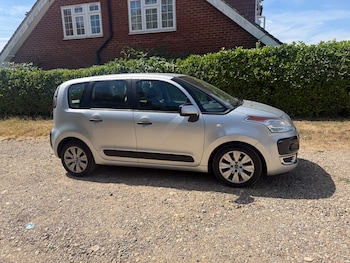 Used Citroen C3 Picasso 2011 for sale - 79468516: Photo