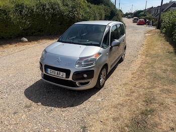 Used Citroen C3 Picasso 2011 for sale - 79468516: Photo