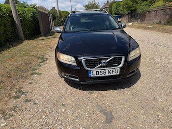 Used Volvo V70 2008 for sale - 79229372: Photo