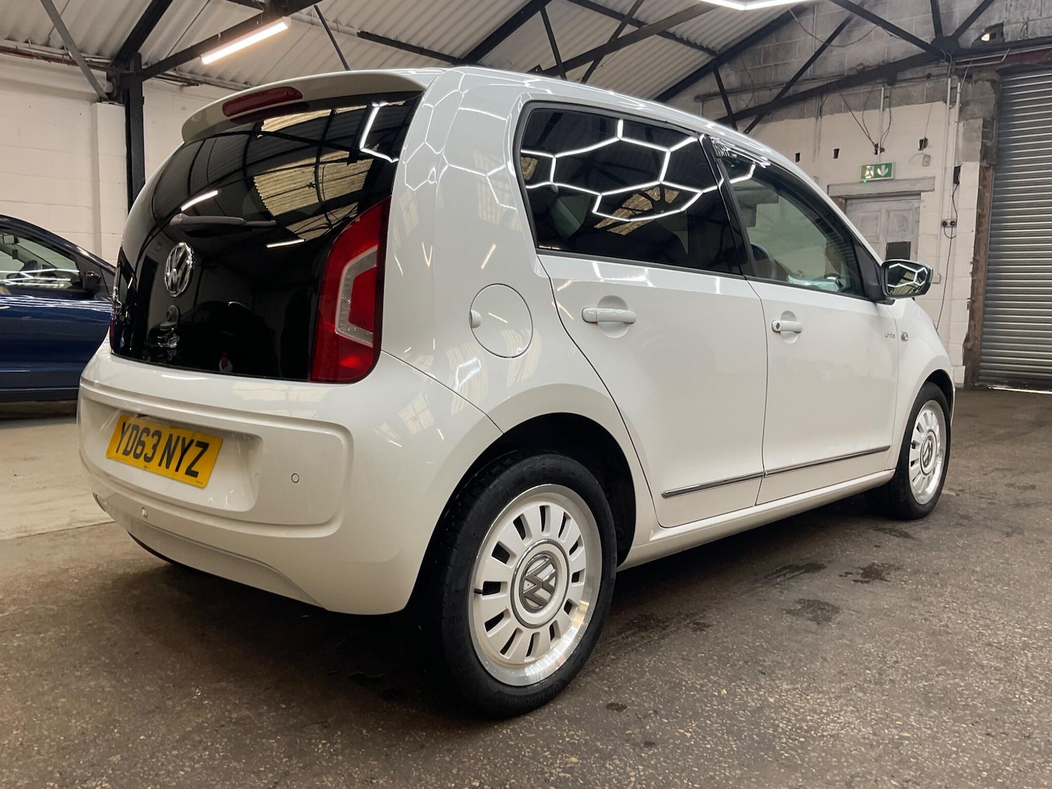 Used Volkswagen up! 2013 for sale - 76371605: Photo 11