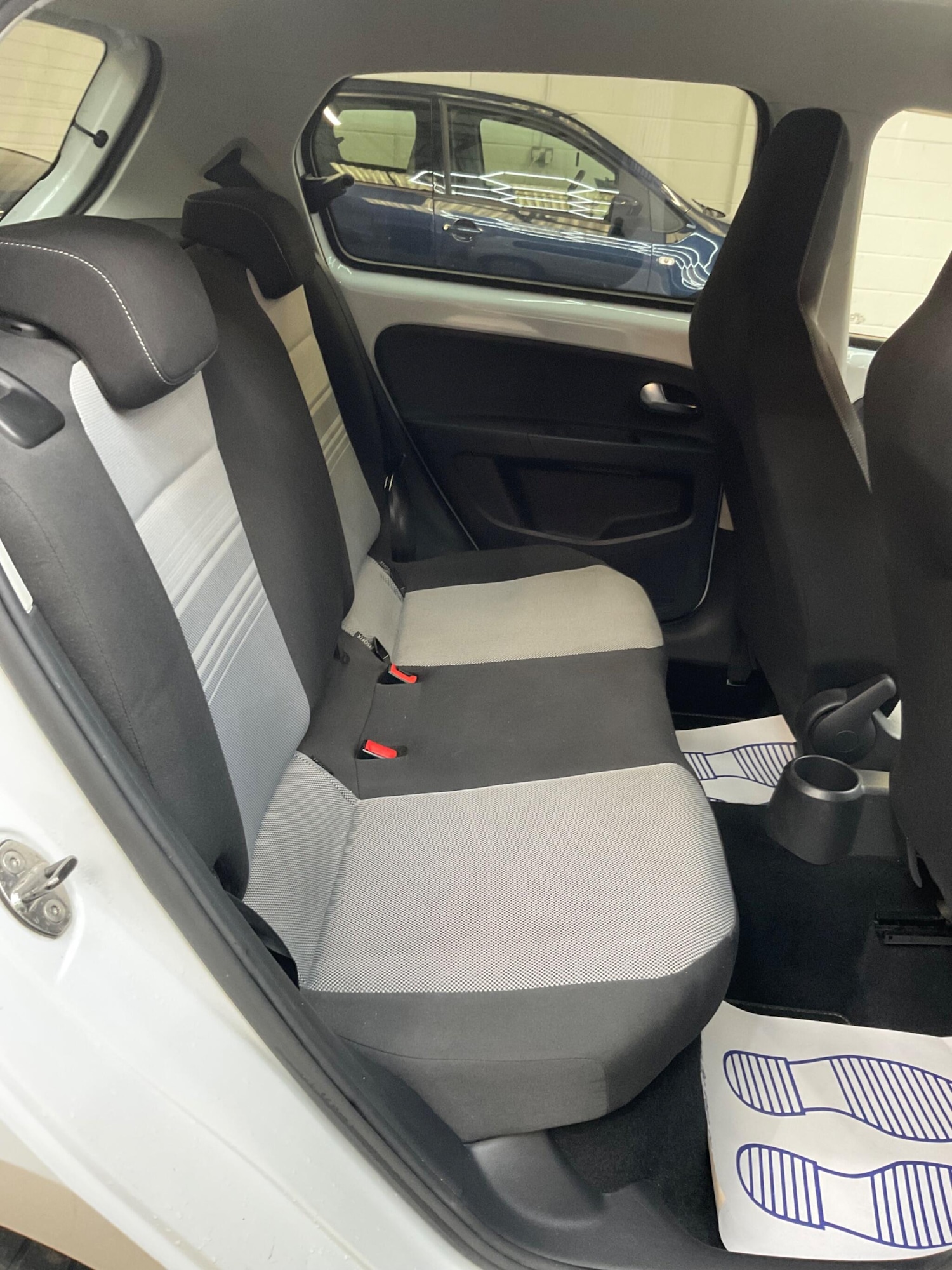 Used Volkswagen up! 2013 for sale - 76371605: Photo 14