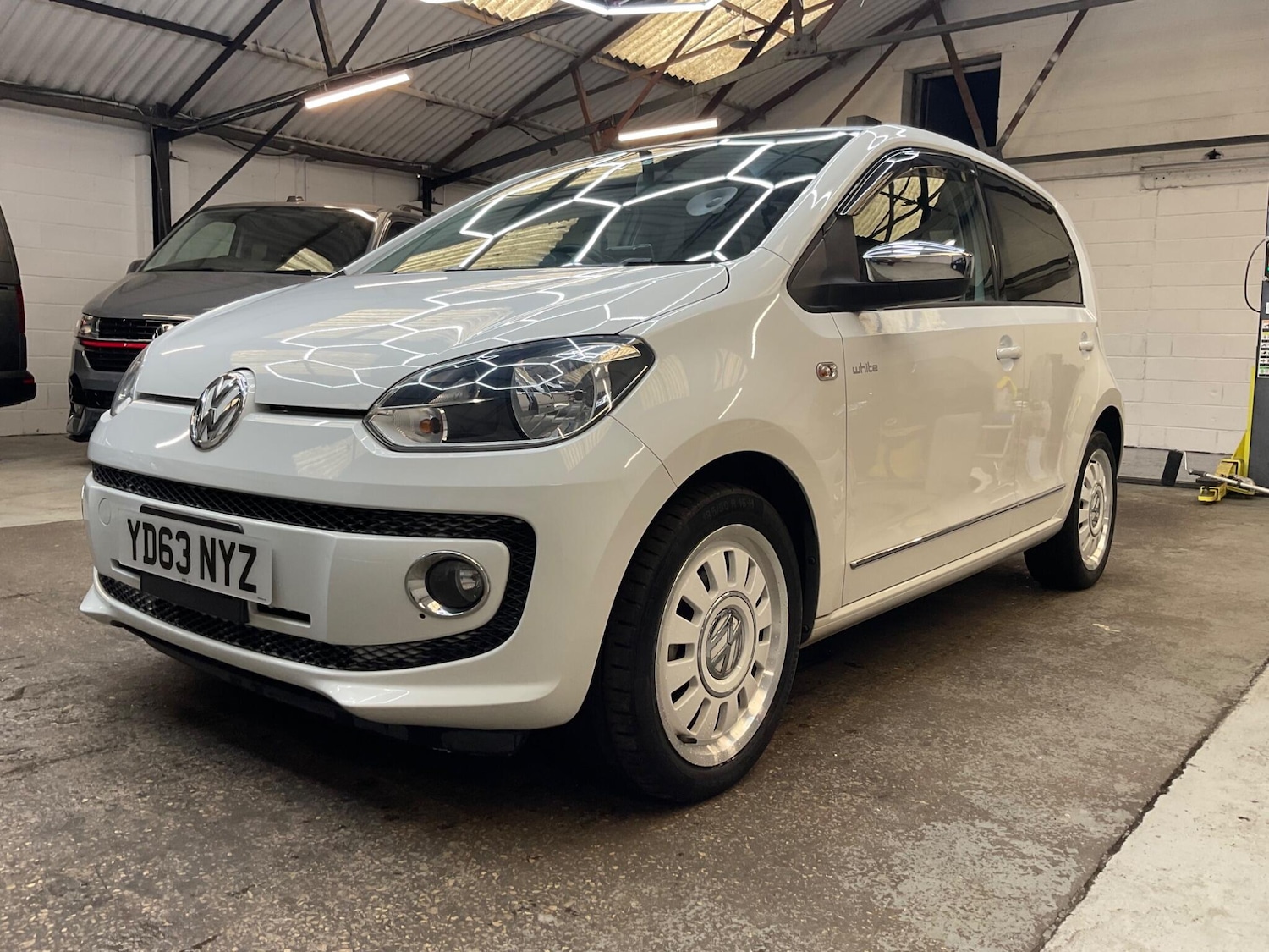 Used Volkswagen up! 2013 for sale - 76371605: Photo 6