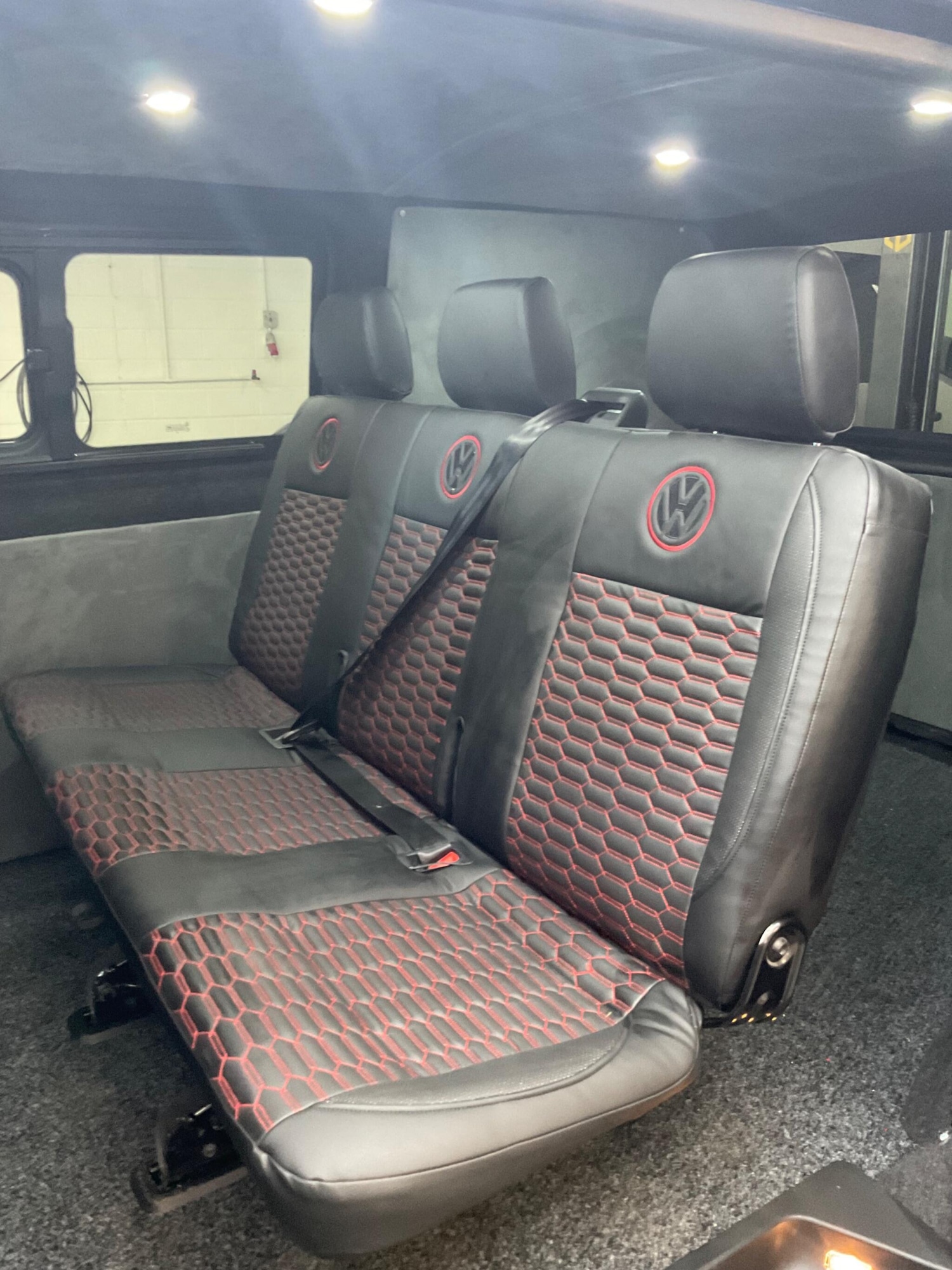 Used Volkswagen Transporter 2023 for sale - 76990607: Photo 17