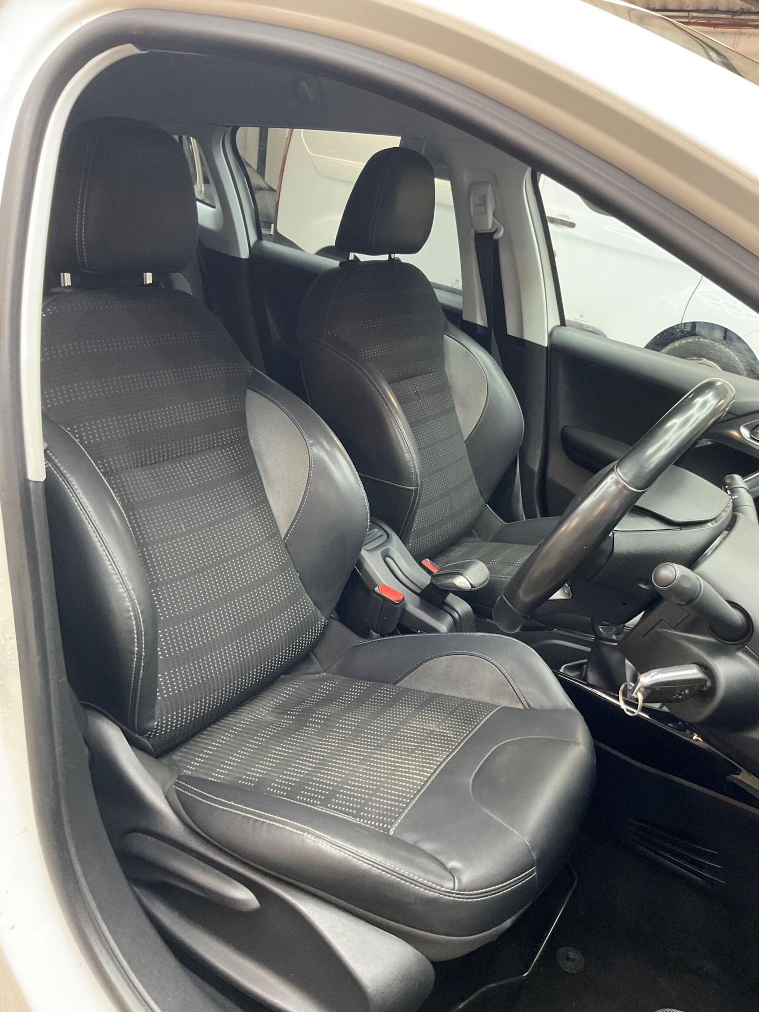 Used Peugeot 2008 for sale - 77267890: Photo 14