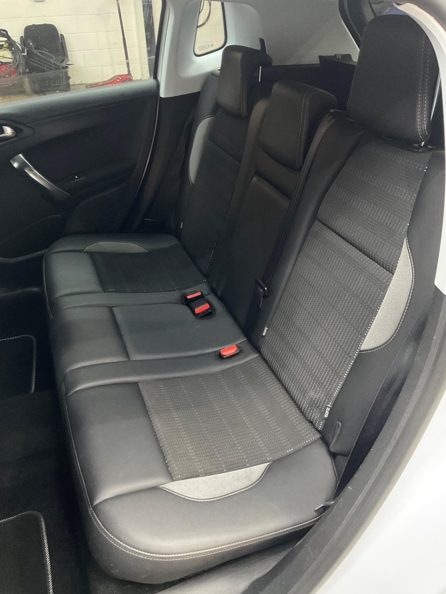 Used Peugeot 2008 for sale - 77267890: Photo 18