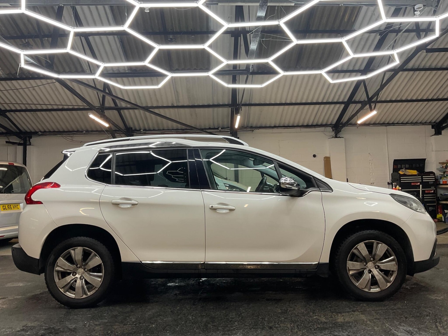 Used Peugeot 2008 for sale - 77267890: Photo 2