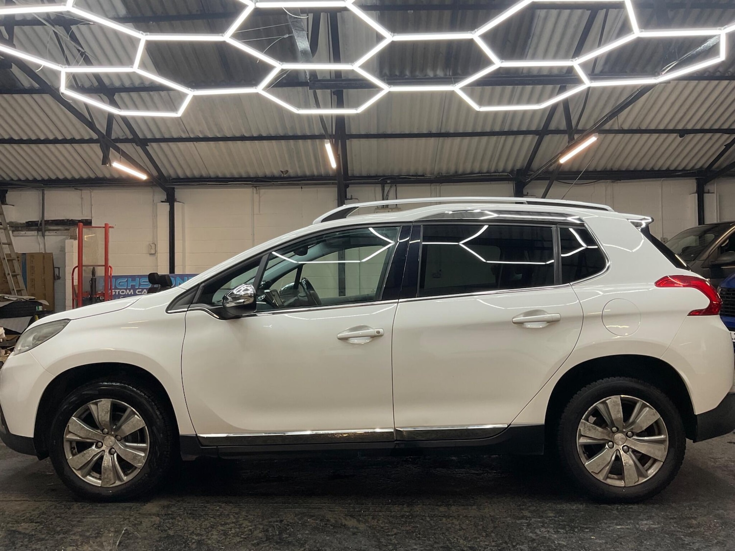 Used Peugeot 2008 for sale - 77267890: Photo 9