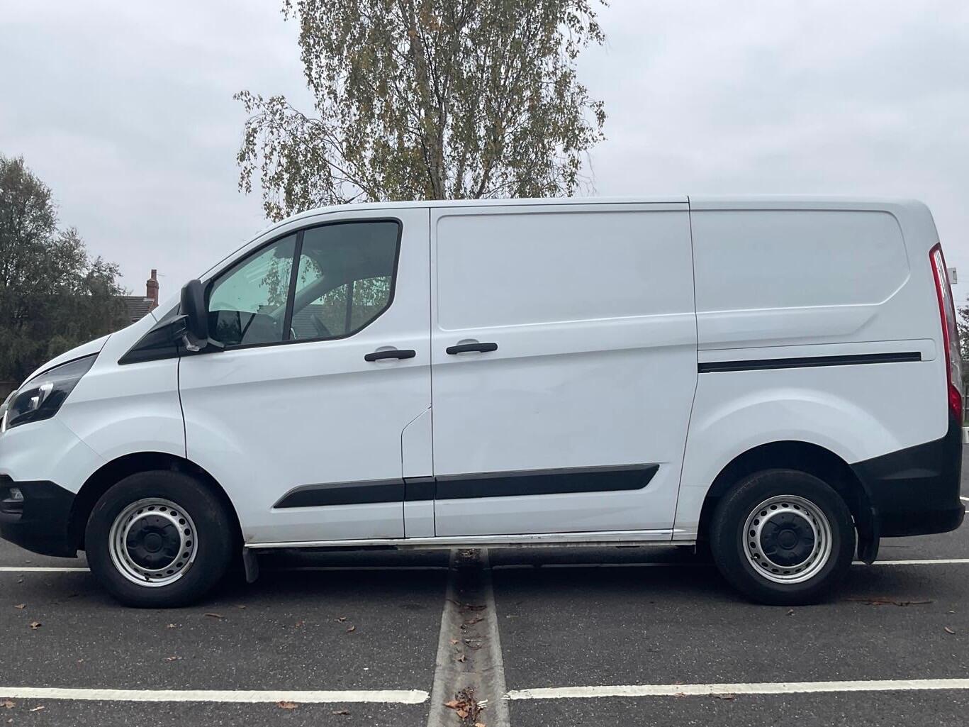 Used Ford Transit Custom 2020 for sale - 76306284: Photo 1