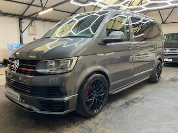 Used Volkswagen Transporter Shuttle 2017 for sale - 78260111: Photo