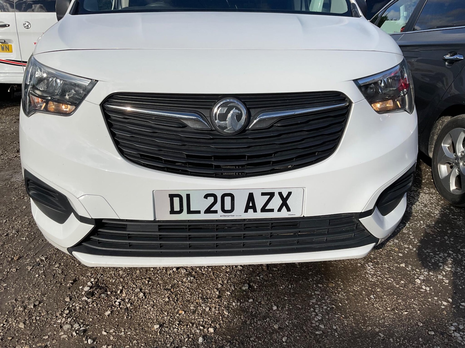Used Vauxhall Combo 2020 for sale - 76370675: Photo 2