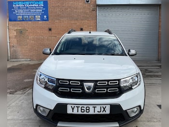 Used Dacia Sandero Stepway 2018 for sale - 79425894: Photo