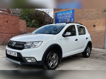Used Dacia Sandero Stepway 2018 for sale - 79425894: Photo
