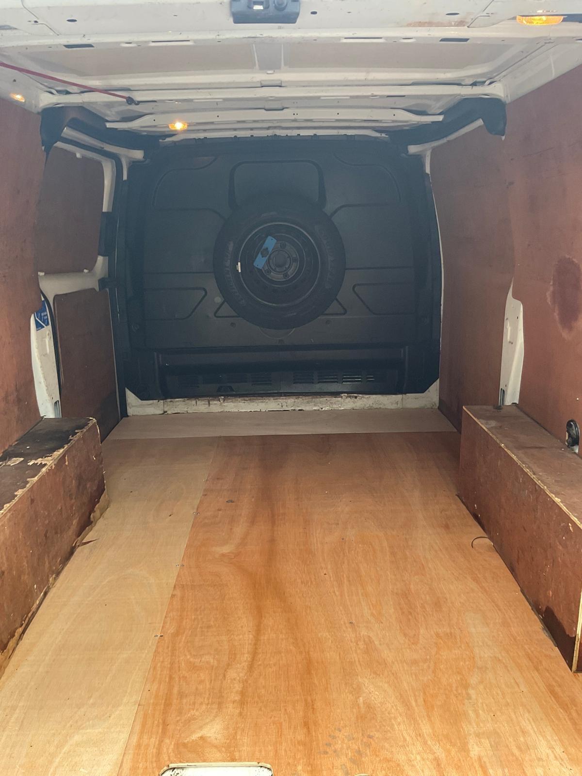 Used Ford Transit Custom 2020 for sale - 76994301: Photo 17