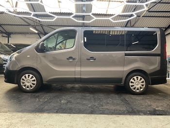 Used Renault Trafic 2018 for sale - 79609523: Photo