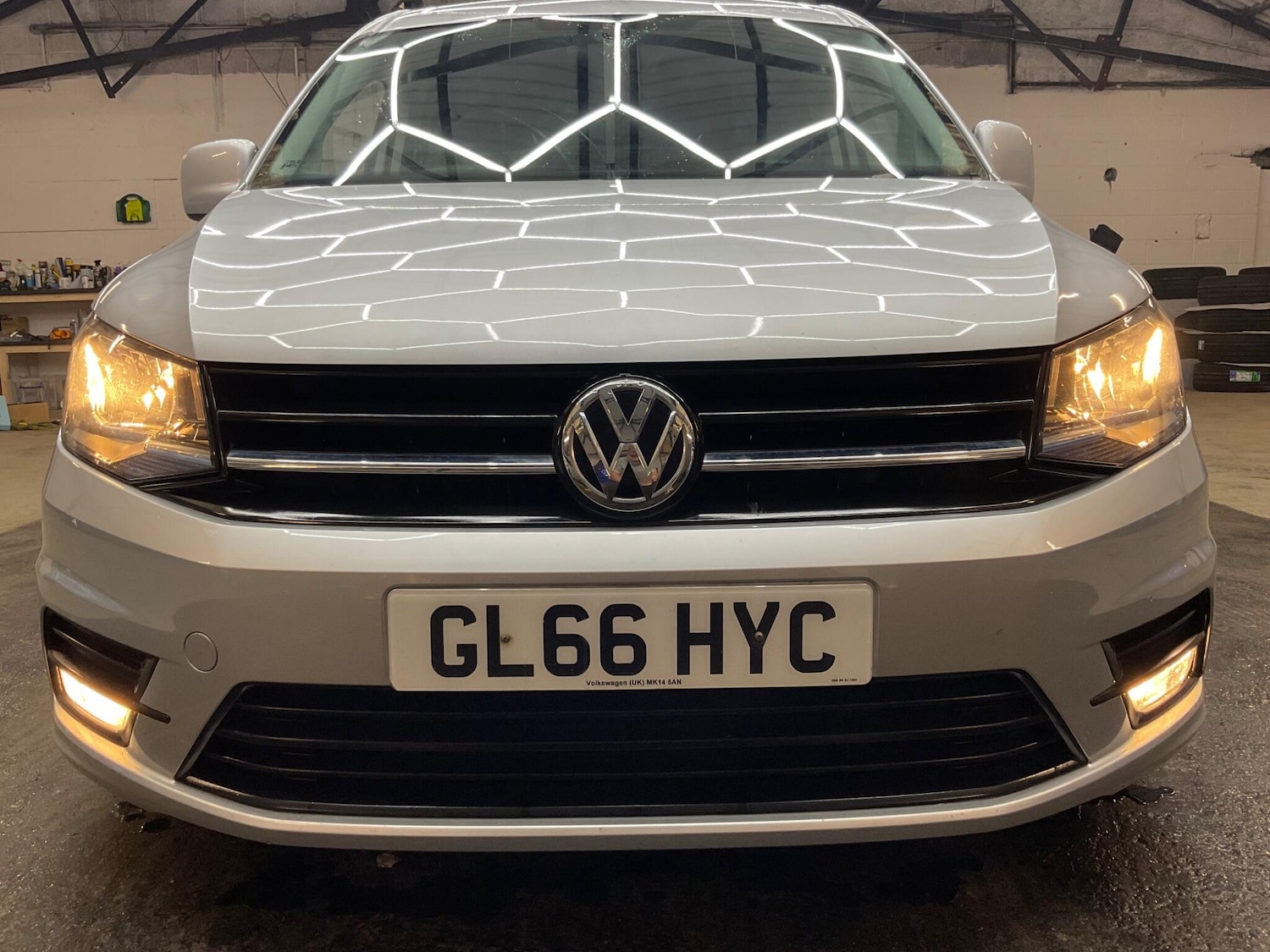 Used Volkswagen Caddy Maxi 2016 for sale - 76151585: Photo 2